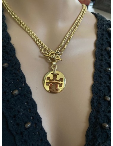 1.25” Tory B. Logo Necklace les ctes